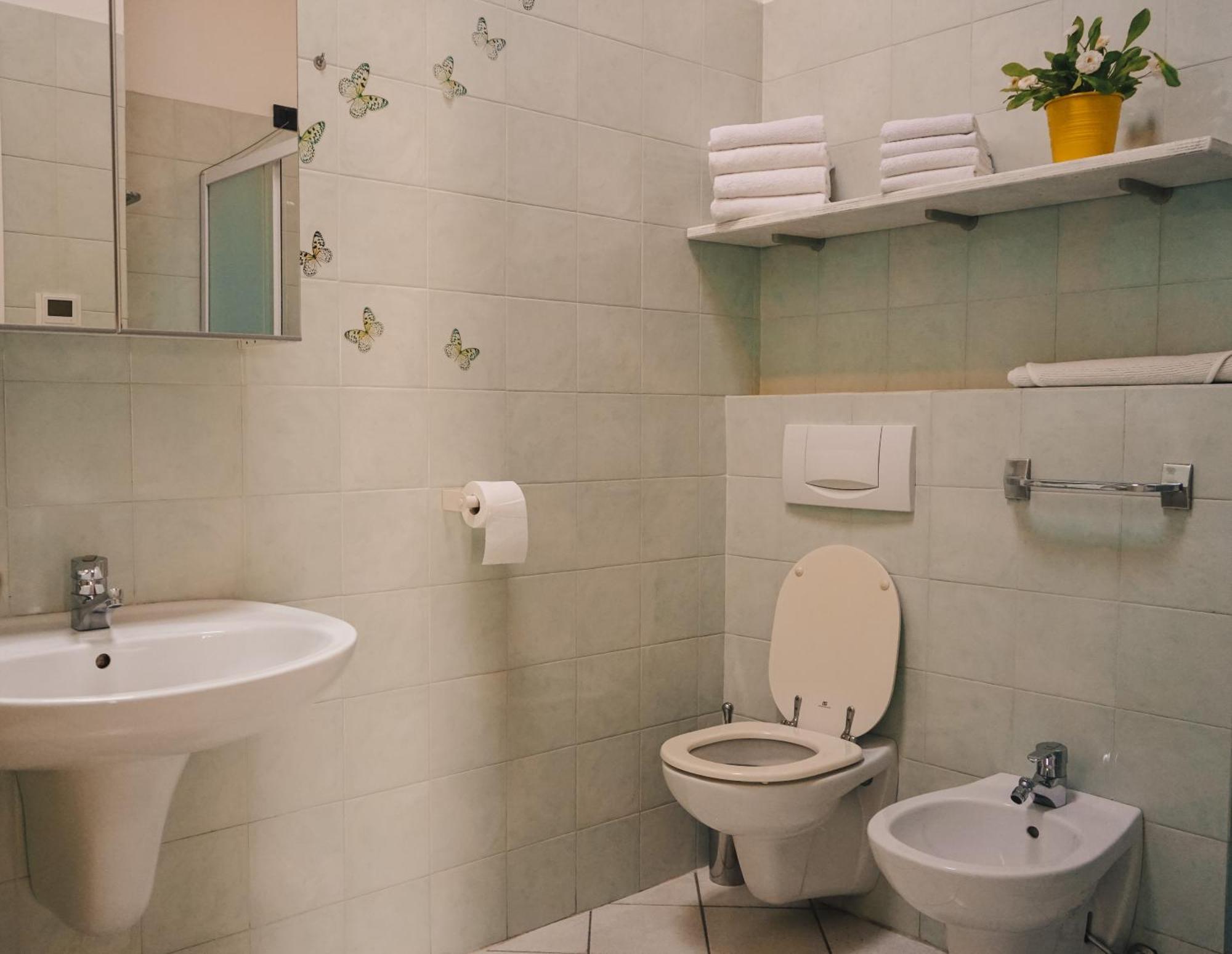 Appartamento Betulla - Peaceful & Happy Stay Riva del Garda Buitenkant foto