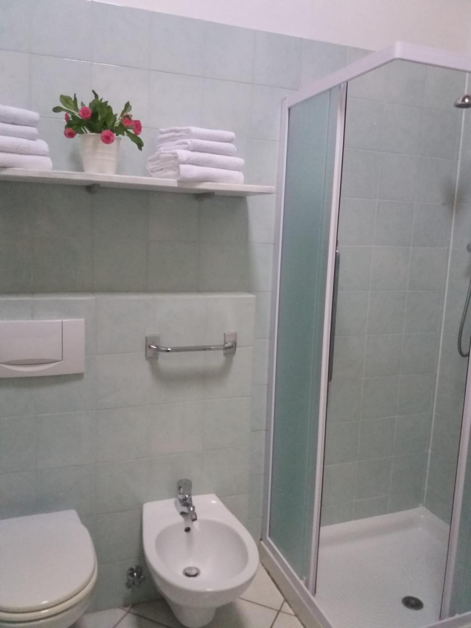 Appartamento Betulla - Peaceful & Happy Stay Riva del Garda Buitenkant foto